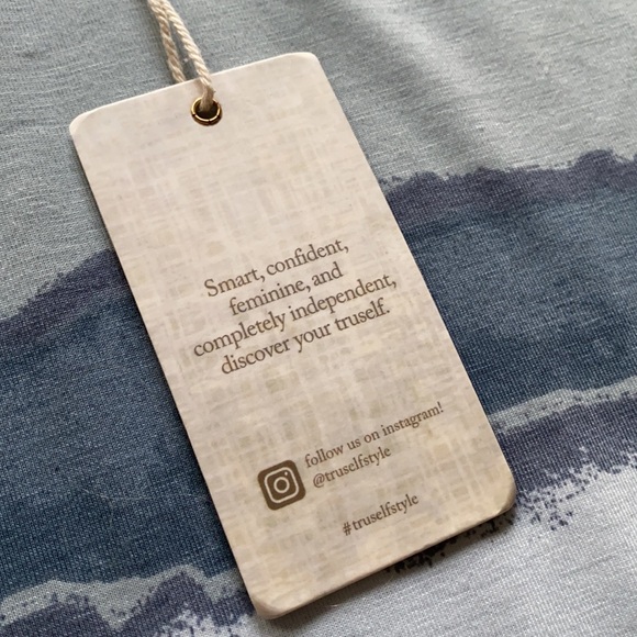 Tru Self Top With Button Accents - Picture 6 of 9